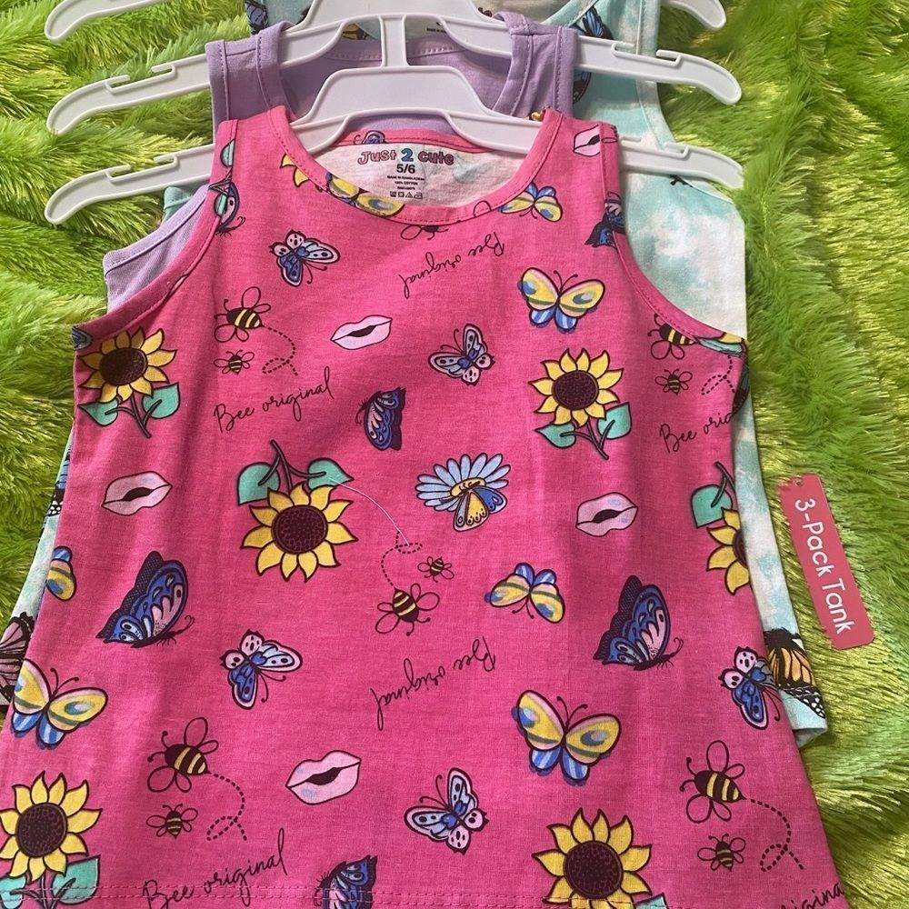 📌CLEARANCE📌 - JUST 2 Cute Tank Top Set